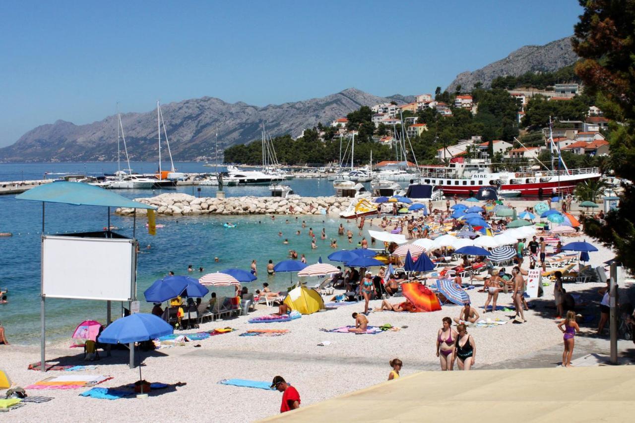 Family Friendly Apartments With A Swimming Pool Baska Voda, Makarska - 12442 Kültér fotó