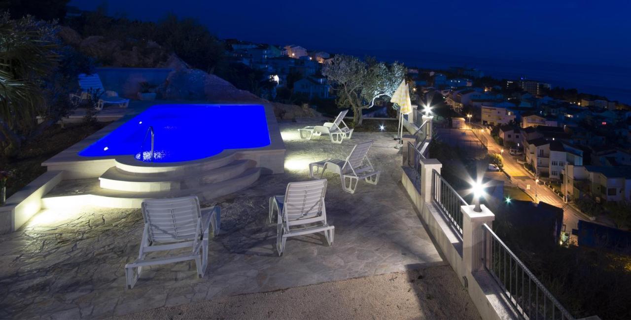 Family Friendly Apartments With A Swimming Pool Baska Voda, Makarska - 12442 Kültér fotó