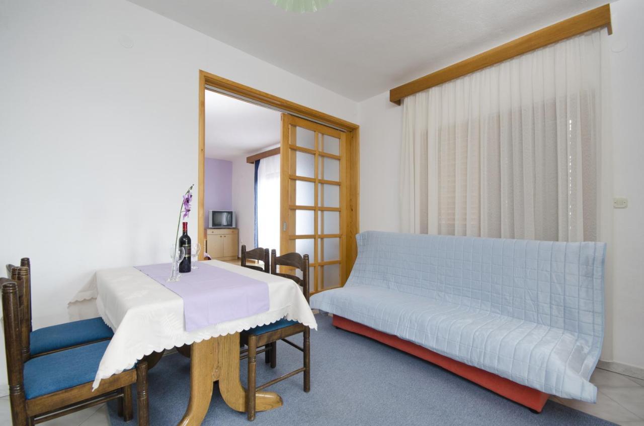 Family Friendly Apartments With A Swimming Pool Baska Voda, Makarska - 12442 Kültér fotó