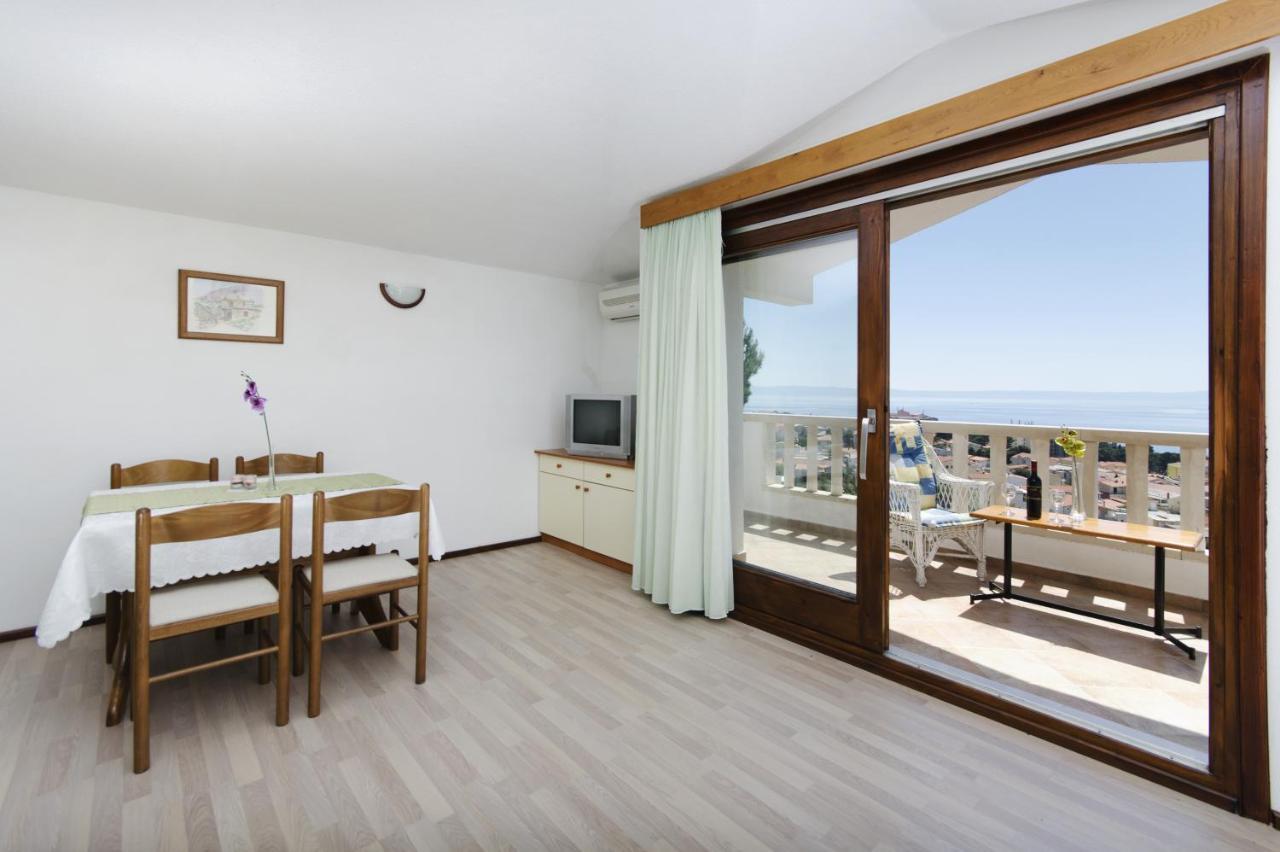 Family Friendly Apartments With A Swimming Pool Baska Voda, Makarska - 12442 Kültér fotó
