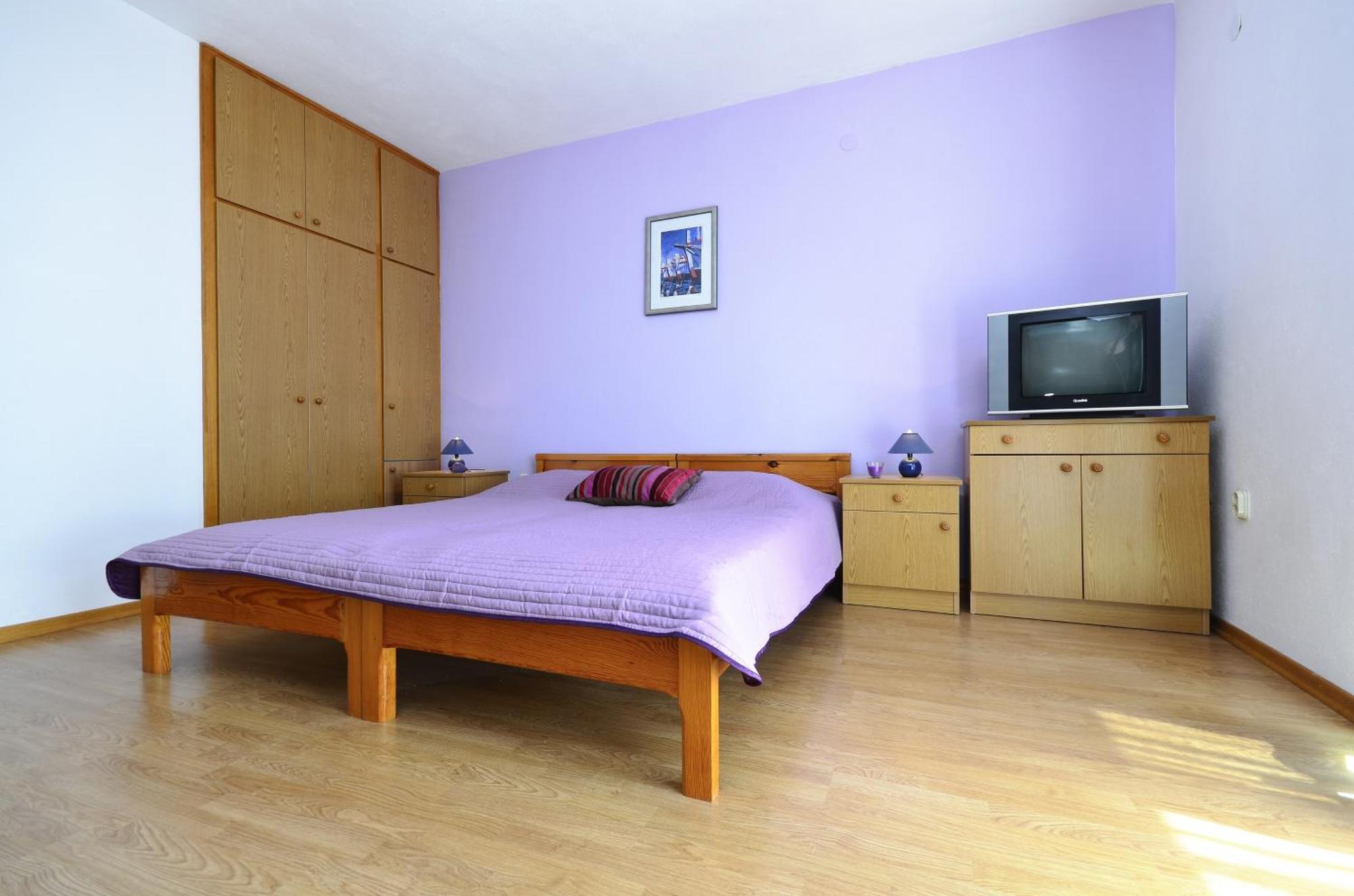 Family Friendly Apartments With A Swimming Pool Baska Voda, Makarska - 12442 Szoba fotó