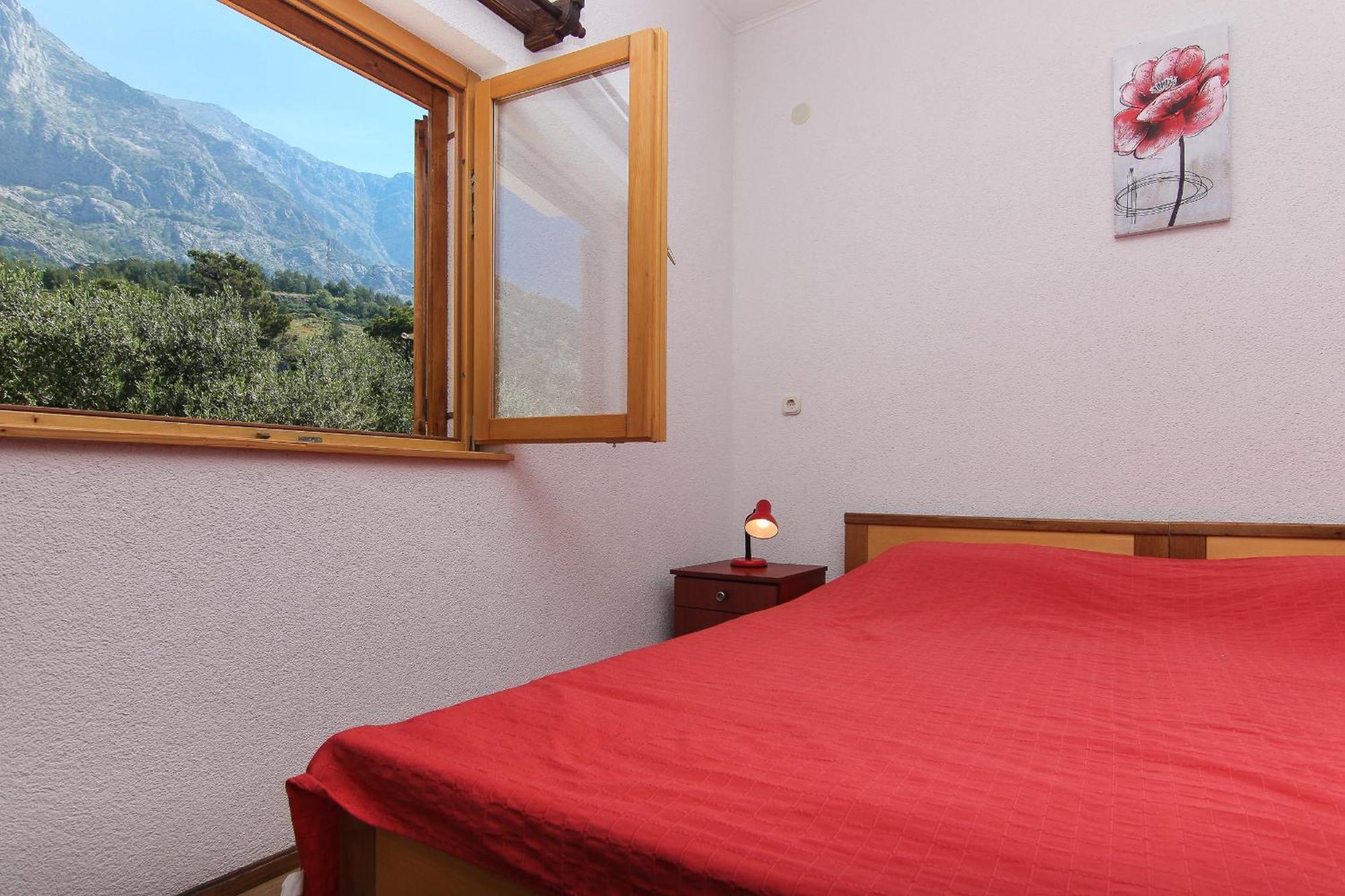 Family Friendly Apartments With A Swimming Pool Baska Voda, Makarska - 12442 Szoba fotó